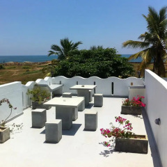 Отель Seagreen Guesthouse пляж