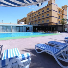 Отель Ras Al Khaimah Hotel ОАЭ, Рас-эль-Хайма - 2 отзыва об отеле, цены и фото номеров - забронировать отель Ras Al Khaimah Hotel онлайн бассейн