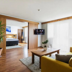 Отель Rogner Hotel Tirana Албания, Тирана - отзывы, цены и фото номеров - забронировать отель Rogner Hotel Tirana онлайн комната для гостей фото 4