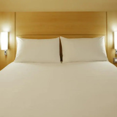 Отель ibis London Luton Airport 3* Стандартный номер с различными типами кроватей фото 3