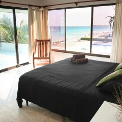 Отель Beachfront Villa комната для гостей