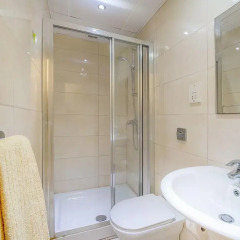 Отель Electra Guesthouse Стандартный номер с двуспальной кроватью фото 9