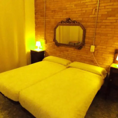 Отель Hostal Cal Pla Стандартный номер с различными типами кроватей фото 4