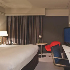 Отель Pullman Paris Montparnasse 4* Улучшенный номер с различными типами кроватей