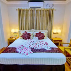 Myat Nan Yone Hotel 3* Улучшенный номер с различными типами кроватей фото 3