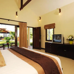 Отель Diamond Bay Resort & Spa 4* Улучшенный номер с различными типами кроватей фото 9