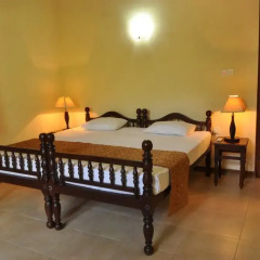Отель Lake View Bungalow Yala 3* Шале с различными типами кроватей фото 8