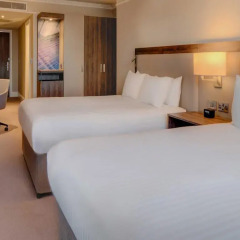 Отель Hilton Edinburgh Carlton 4* Номер Делюкс с разными типами кроватей
