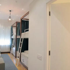 Отель Karavan Inn Кровать в общем номере с двухъярусной кроватью фото 4
