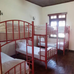 Nuwara Eliya Hostel by Backpack Lanka Кровать в общем номере с двухъярусной кроватью фото 3