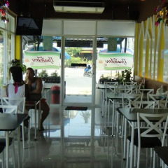 Отель My Place Phuket Airport Mansion питание