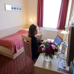 Hotel Am Alten Strom 3* Стандартный номер с различными типами кроватей фото 5