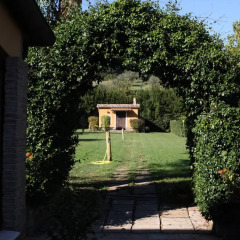 Отель La Cascina Country House Италия, Сан-Никола-ла-Страда - отзывы, цены и фото номеров - забронировать отель La Cascina Country House онлайн балкон