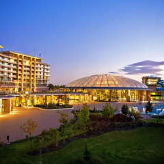 Отель Aquaworld Resort Budapest вид на фасад