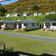 Отель Bowentown Beach Holiday Park 4* Бунгало с различными типами кроватей фото 2