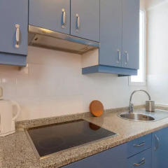 Отель Apartamentos Las Letras Мадрид в номере