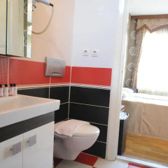 Optimist Hotel 3* Стандартный номер с различными типами кроватей фото 5