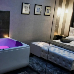 Carol Hotel 2* Полулюкс с разными типами кроватей фото 15