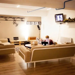 Garage Hostel Номер с общей ванной комнатой с различными типами кроватей (общая ванная комната) фото 5