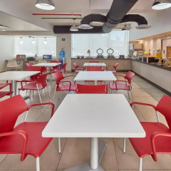 Отель City Express Junior Toluca Zona Industrial питание фото 3