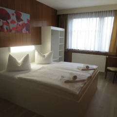 Central-Hotel Tegel 2* Стандартный номер с двуспальной кроватью фото 6