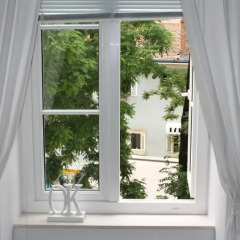 Отель Rooms Zagreb 17 4* Улучшенный номер с различными типами кроватей