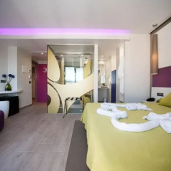Отель The Purple by Ibiza Feeling - LGBT Only 3* Улучшенный номер с различными типами кроватей
