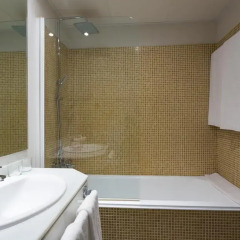 Urban Dream Granada Hotel 4* Стандартный номер с двуспальной кроватью фото 4