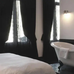 Отель Guesthouse The Black удобства в номере фото 2