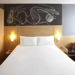 Отель ibis Edinburgh Centre South Bridge - Royal Mile 3* Стандартный номер с двуспальной кроватью фото 7