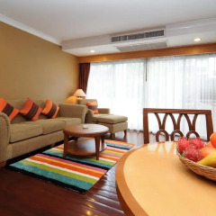 Отель Admiral Suites Sukhumvit 22 By Compass Hospitality 4* Люкс фото 5