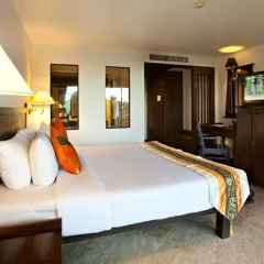Курортный отель C&N Resort and Spa 3* Стандартный номер с двуспальной кроватью