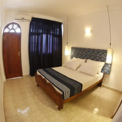 Отель C Negombo 2* Улучшенный номер с различными типами кроватей фото 4