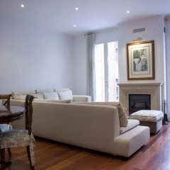 Отель Fira Turistic House Апартаменты