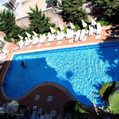 Отель Sun Beach Park бассейн
