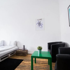 Отель Hostel B&B&B&B&B - Adult Only Литва, Вильнюс - 5 отзывов об отеле, цены и фото номеров - забронировать отель Hostel B&B&B&B&B - Adult Only онлайн интерьер отеля фото 2