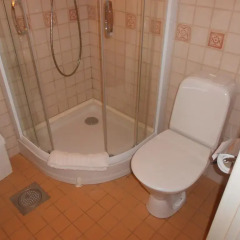 Отель Poska Villa Guesthouse ванная