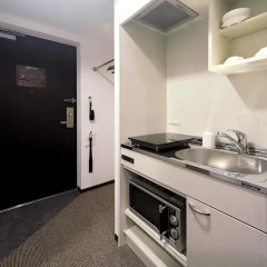 Hotel MyStays Asakusa-bashi 2* Стандартный номер с различными типами кроватей фото 2