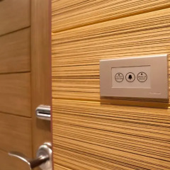Отель Eleven Avenue Suites Bangkok сейф в номере