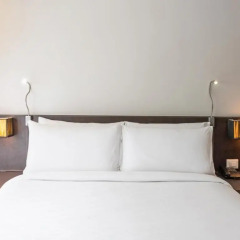 Отель Maitria Sukhumvit 18 Bangkok – A Chatrium Collection 4* Улучшенная студия фото 5