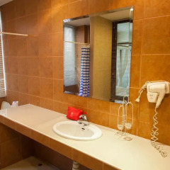 Отель Zen Rooms Best Pratunam 4* Стандартный номер фото 6