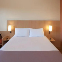 Отель ibis Barcelona Aeropuerto Viladecans 3* Стандартный номер с различными типами кроватей фото 9