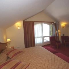 Hotel Hoyuela 4* Полулюкс с различными типами кроватей фото 4