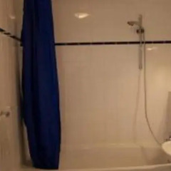 Апартаменты Berlin Holiday Apartments Near Central Station Берлин ванная