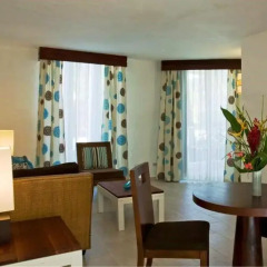 Отель Grand Paradise Playa Dorada - All Inclusive 3* Люкс с различными типами кроватей фото 4