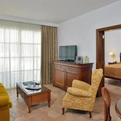 Melia Cala Dor Boutique Hotel 5* Люкс с различными типами кроватей фото 10