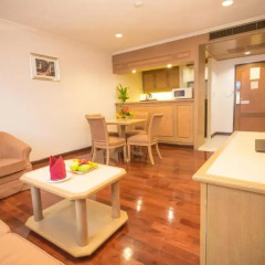 Grand Tower Inn Rama VI Hotel 3* Номер Делюкс с различными типами кроватей фото 2