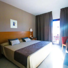 Отель Ohtels Campo De Gibraltar комната для гостей фото 4