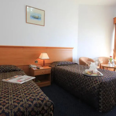 Beach Hotel Sharjah 3* Стандартный номер с различными типами кроватей фото 5