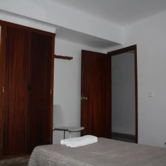 Отель Hostal Las Nieves Стандартный номер с различными типами кроватей (общая ванная комната) фото 19